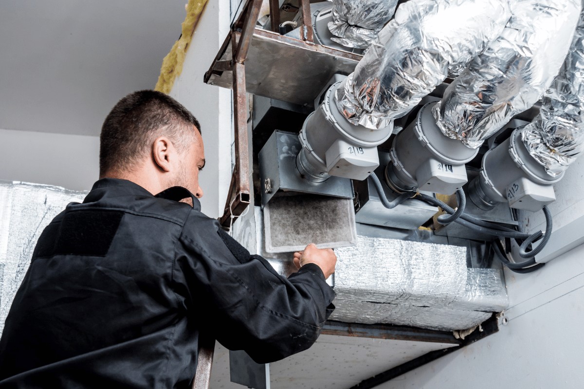 duct cleaning in Dubai
